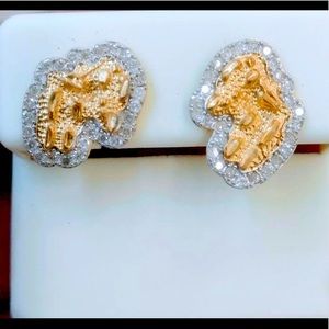 Solid 10k Gold Nugget VS2 Diamond earrings